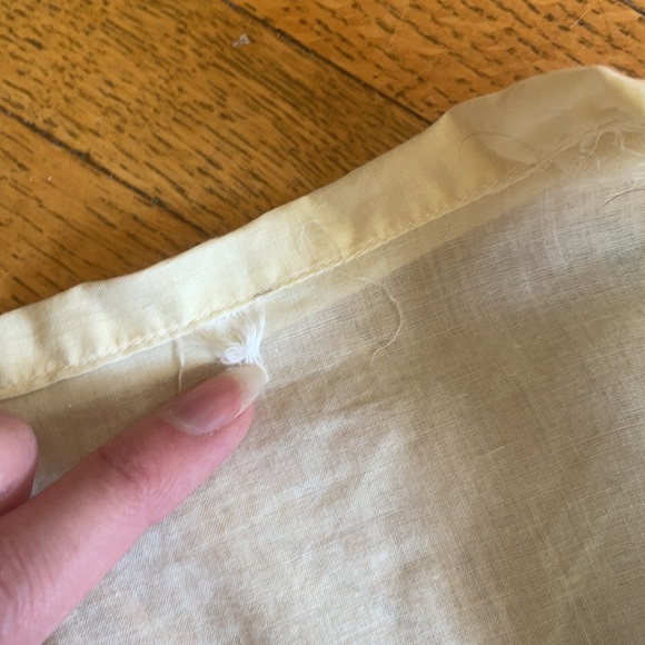 Light Yellow & White Linen and Eyelet Inset Top - Picture 10 of 15